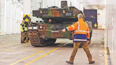 Она им НАТО