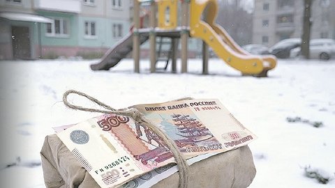 Враг ставит мины-ловушки на детских площадках!